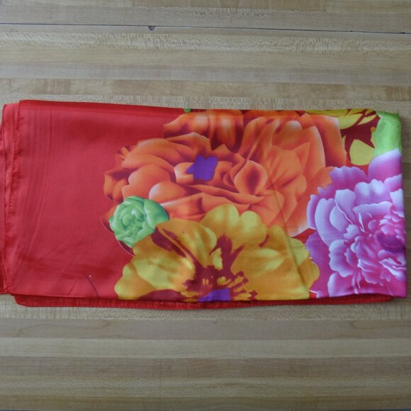 NEW Red Flowers Scarf Square - Picture 2 of 7